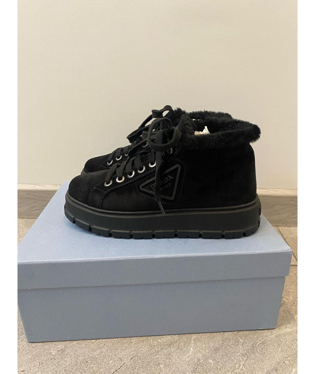 PRADA Черные замшевые кроссовки, фото 6