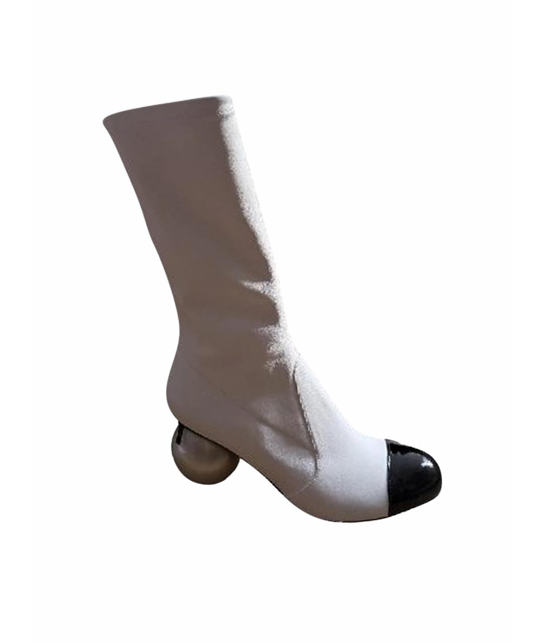 CHANEL Белые кожаные ботильоны, фото 1