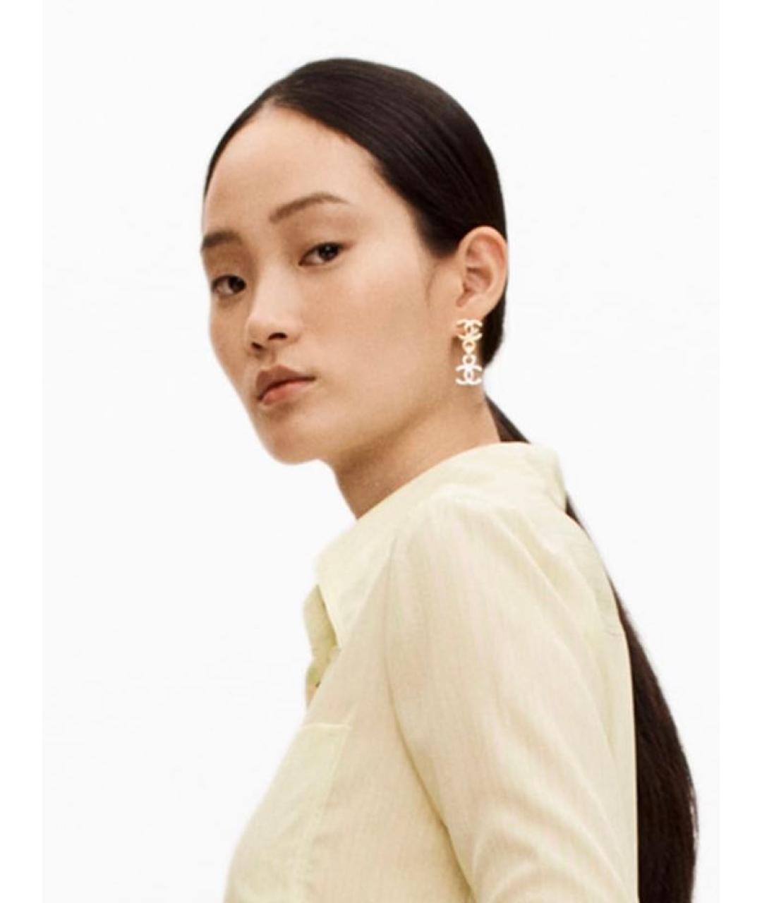 CHANEL Желтые металлические серьги, фото 4