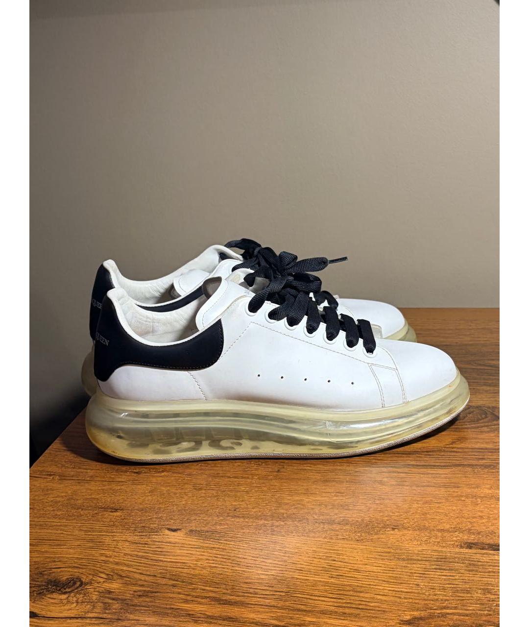 ALEXANDER MCQUEEN Белые кожаные низкие кроссовки / кеды, фото 4