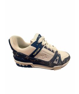 LOUIS VUITTON Низкие кроссовки / кеды