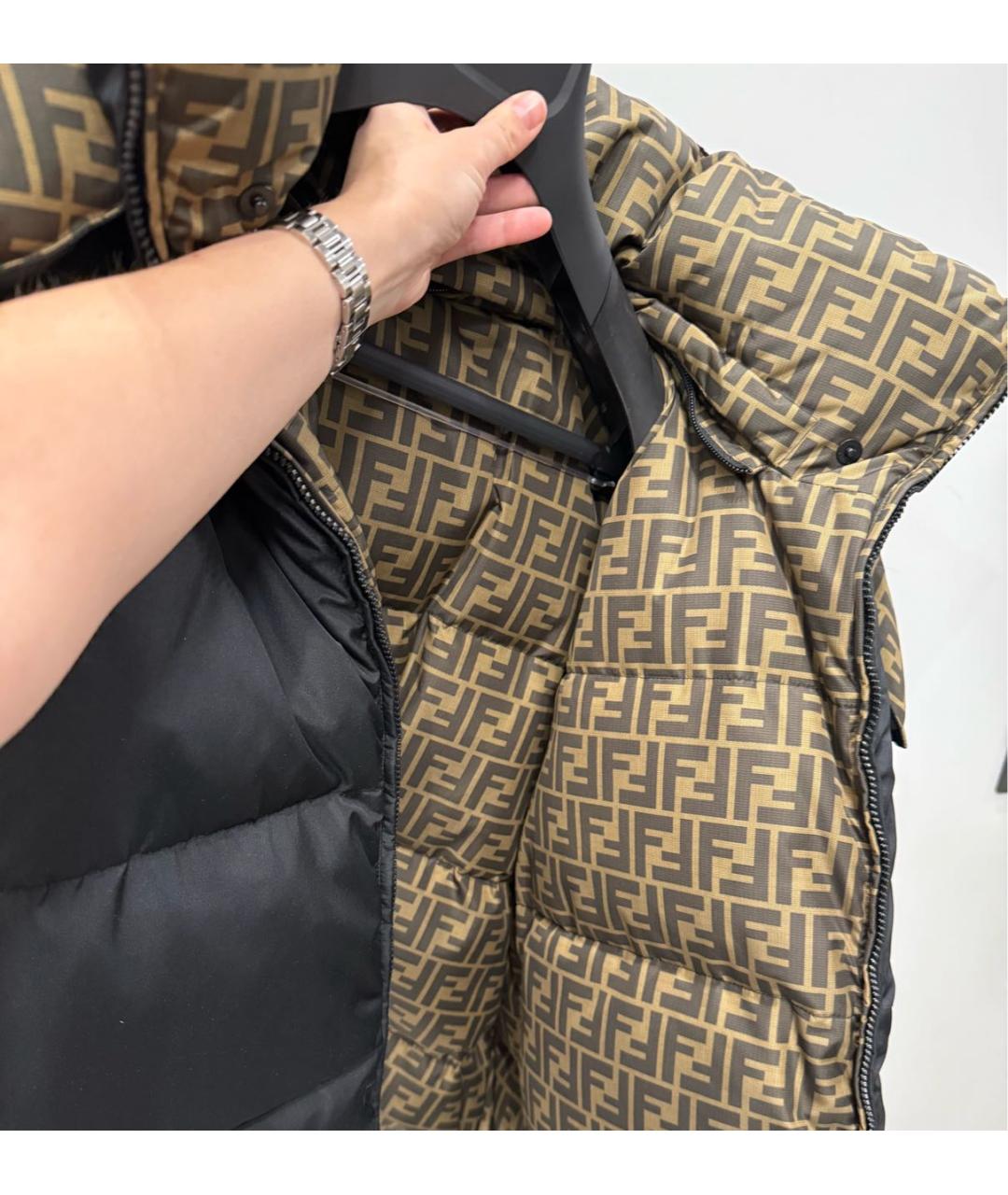 FENDI Черная куртка, фото 3