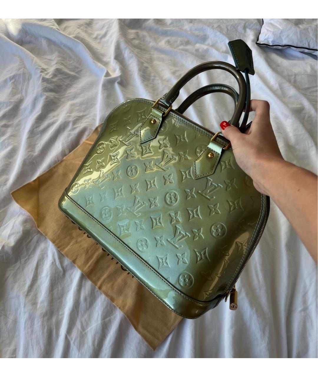 LOUIS VUITTON Зеленая сумка с короткими ручками из лакированной кожи, фото 7