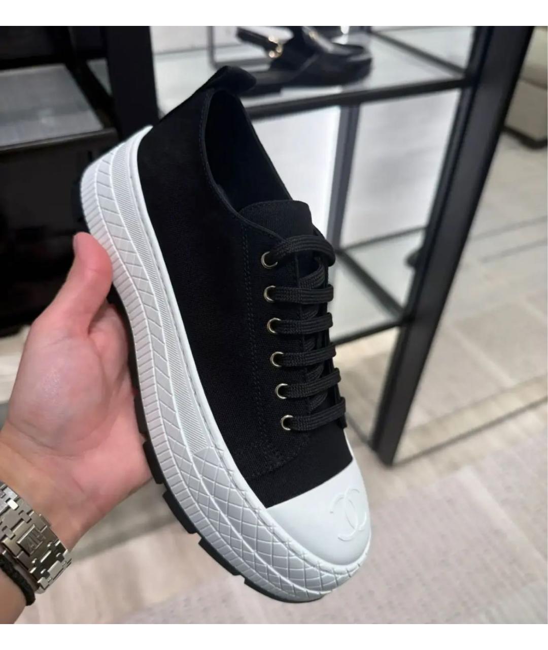 CHANEL Черные текстильные кеды, фото 3