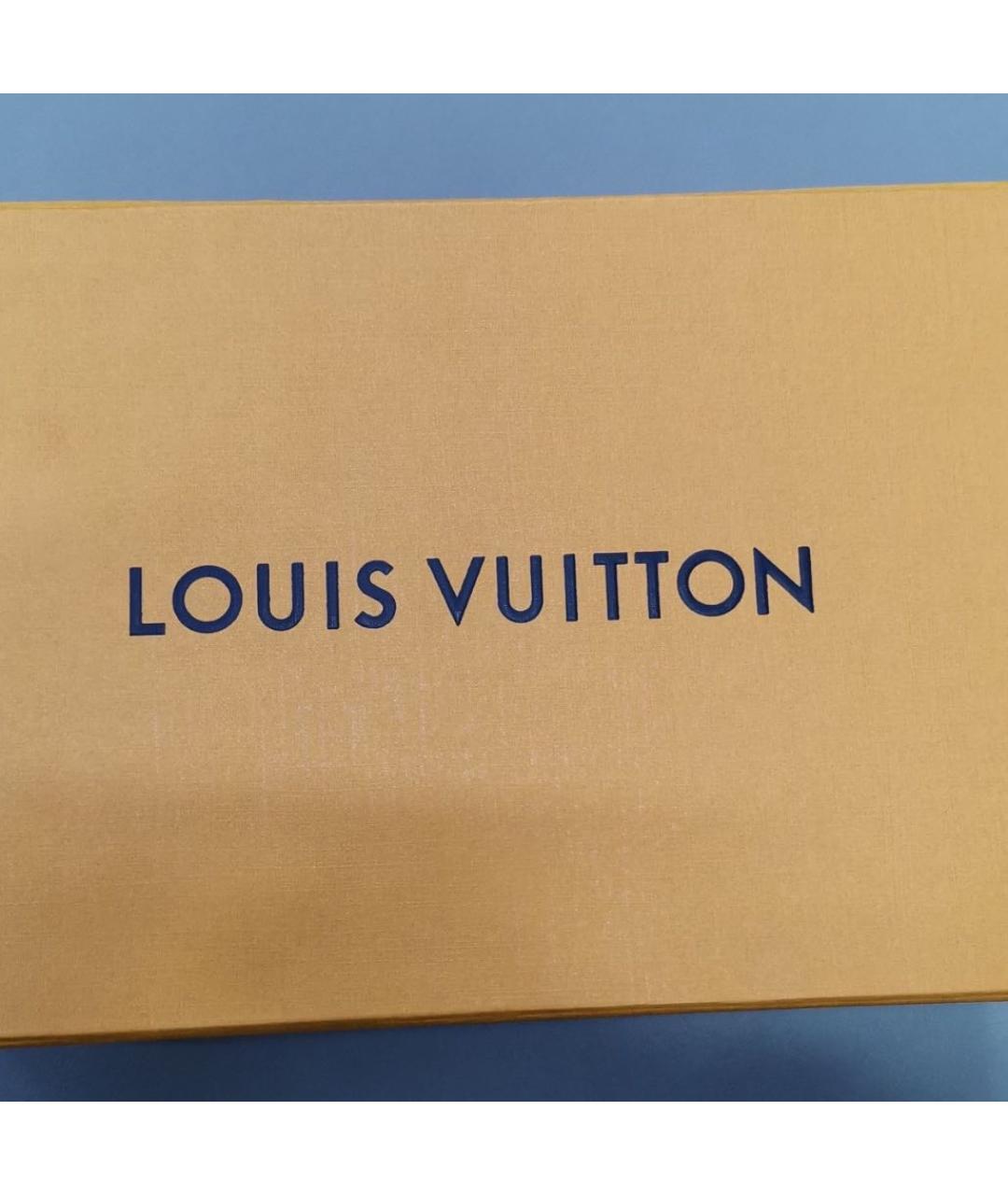 LOUIS VUITTON Книга, фото 3