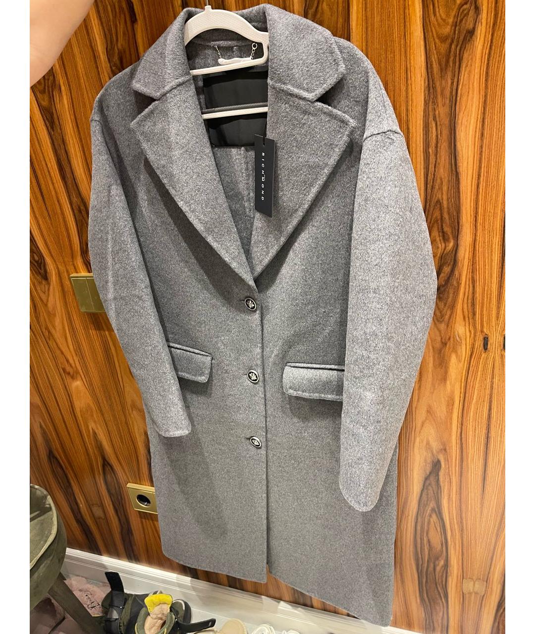 JOHN RICHMOND Серое шерстяное пальто, фото 6