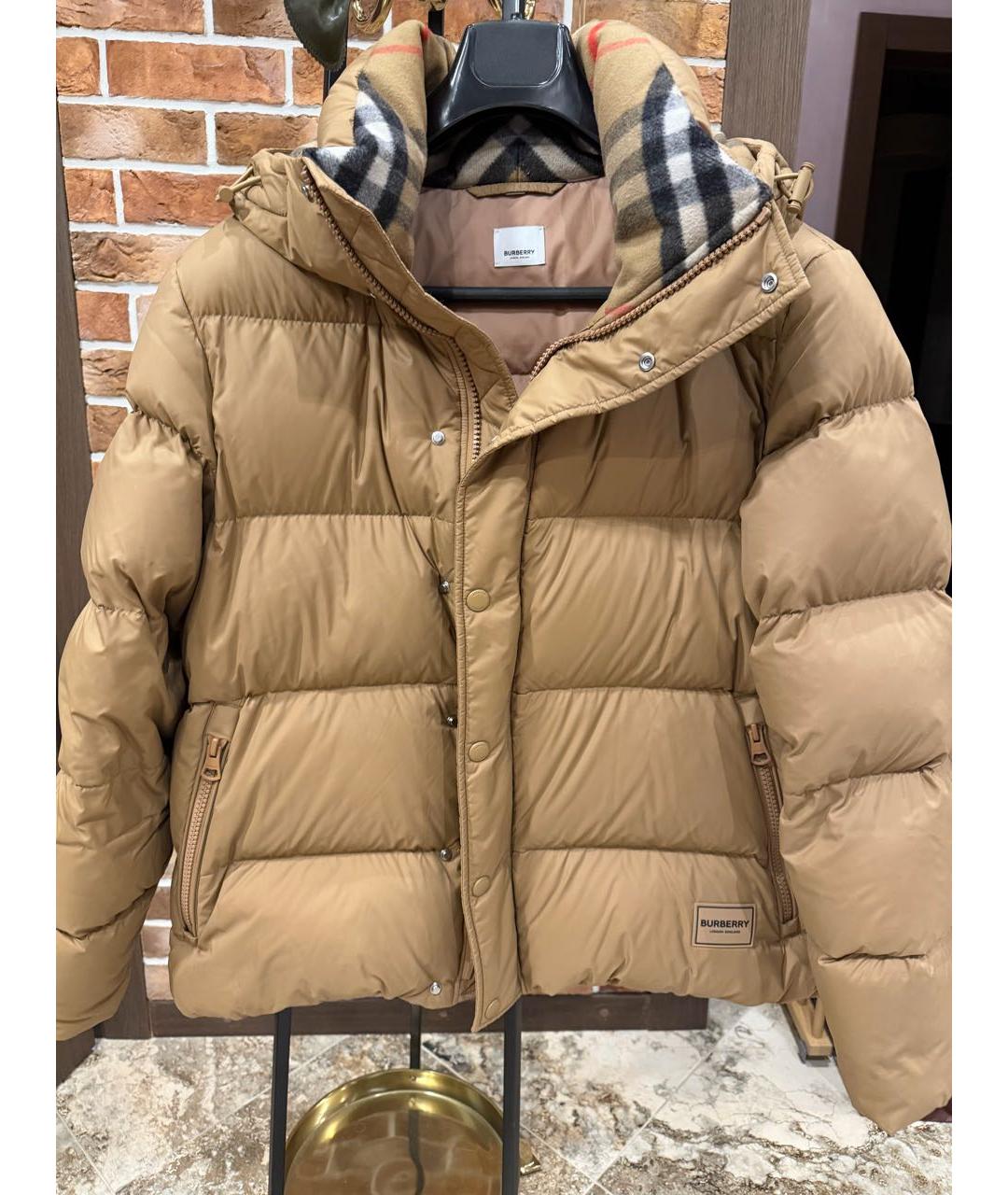 BURBERRY Бежевый полиэстеровый пуховик, фото 5