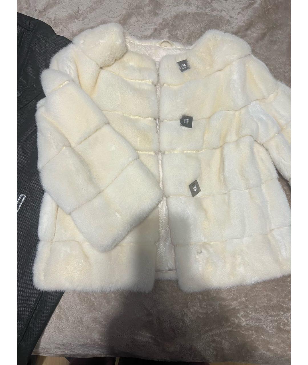 VINICIO PAJARO Белая меховая шуба, фото 3