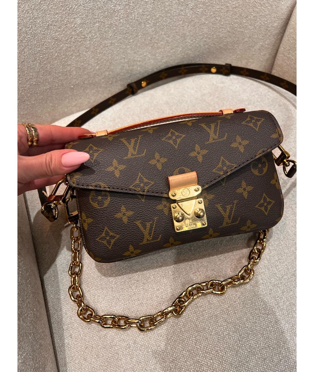 LOUIS VUITTON Коричневая кожаная сумка через плечо, фото 9