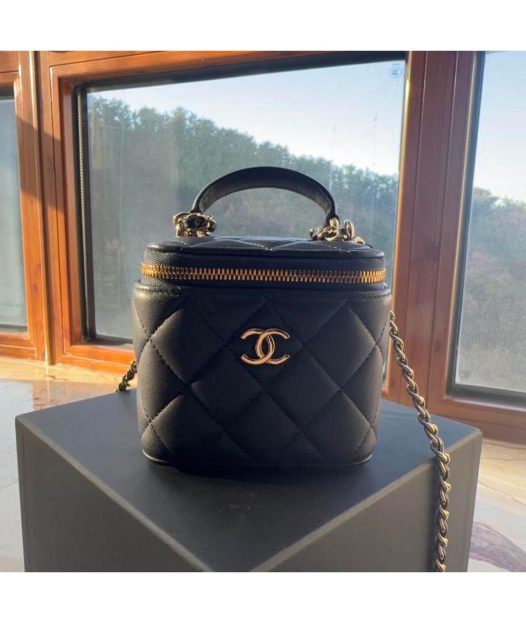 CHANEL Черная кожаная сумка через плечо, фото 3