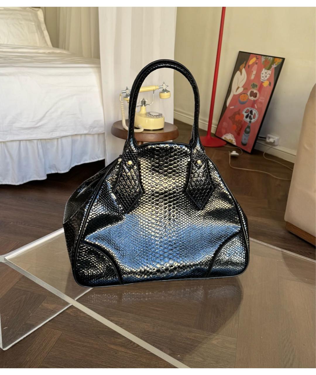 VIVIENNE WESTWOOD Черная сумка тоут из искусственной кожи, фото 2