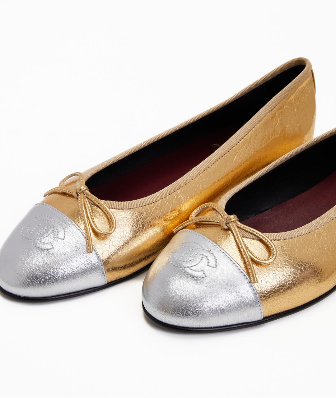 CHANEL Золотые кожаные балетки, фото 4