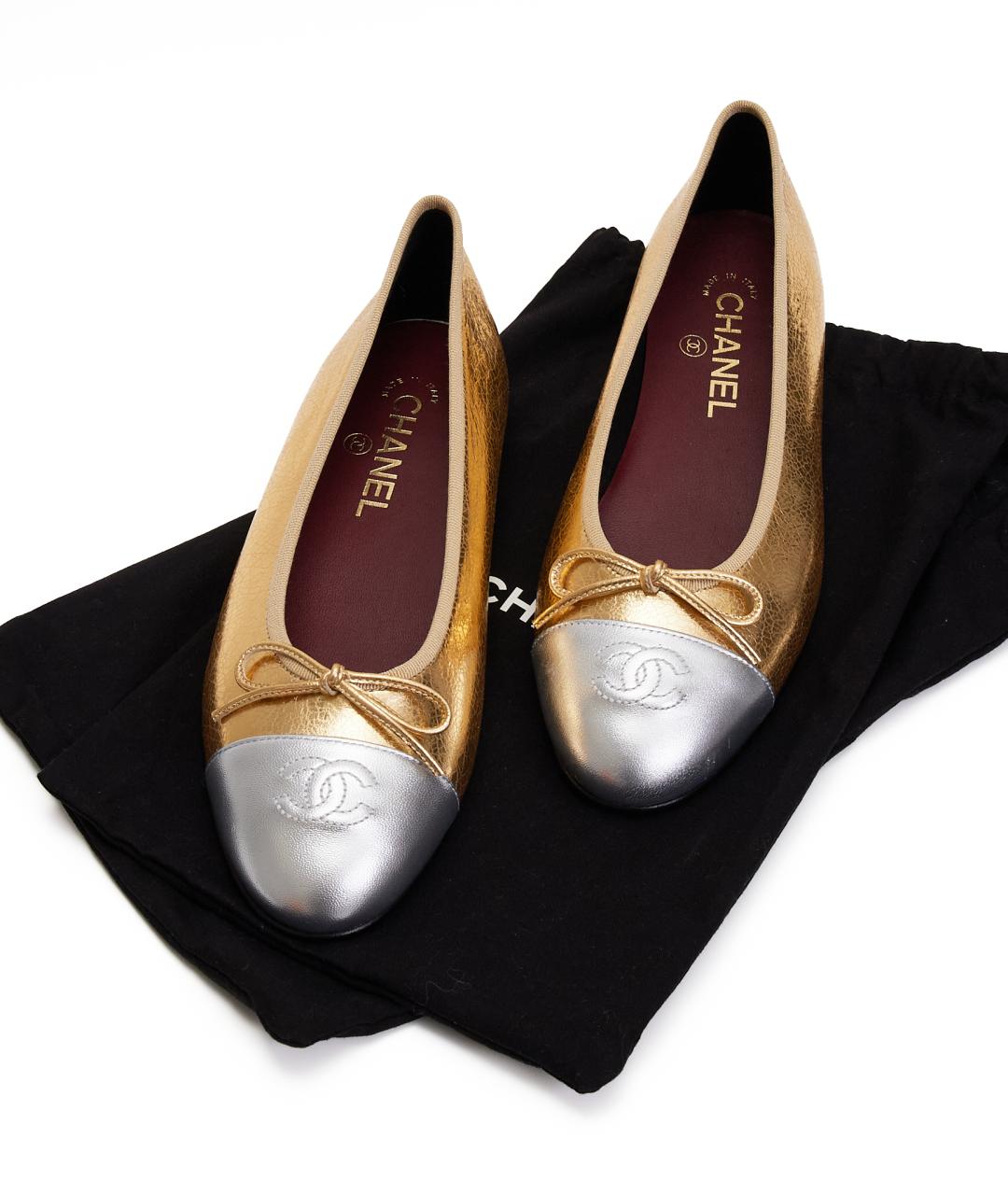 CHANEL Золотые кожаные балетки, фото 7