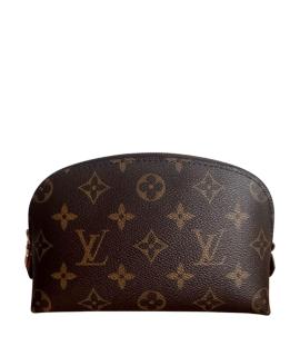 LOUIS VUITTON Косметичка