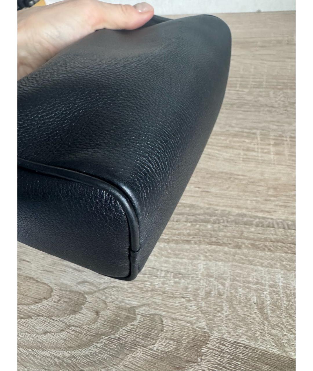 THE ROW Черная кожаная сумка через плечо, фото 5