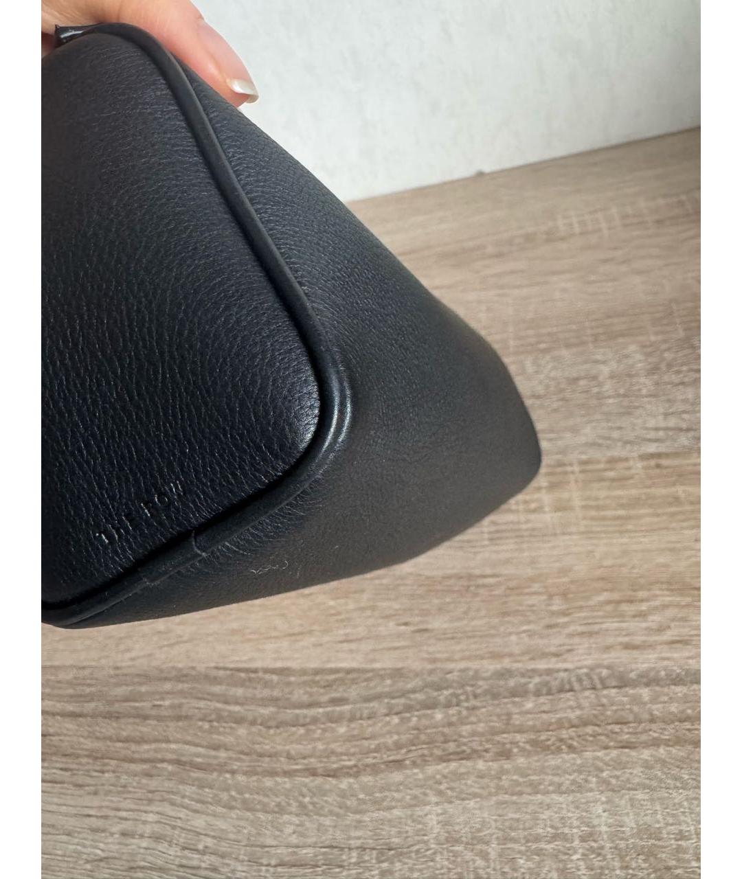 THE ROW Черная кожаная сумка через плечо, фото 3