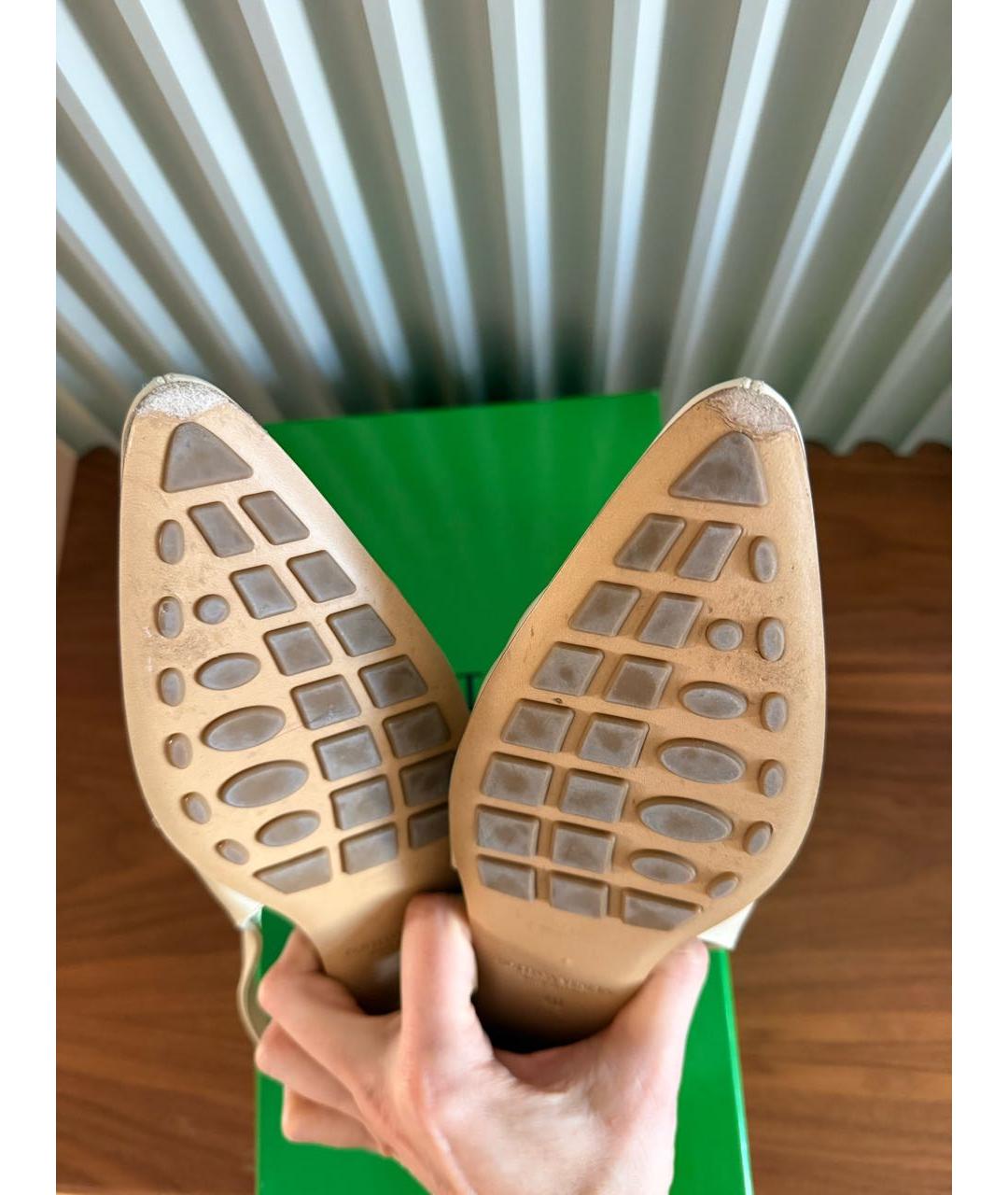 BOTTEGA VENETA Бежевые кожаные балетки, фото 6