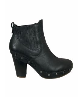 UGG AUSTRALIA Ботильоны