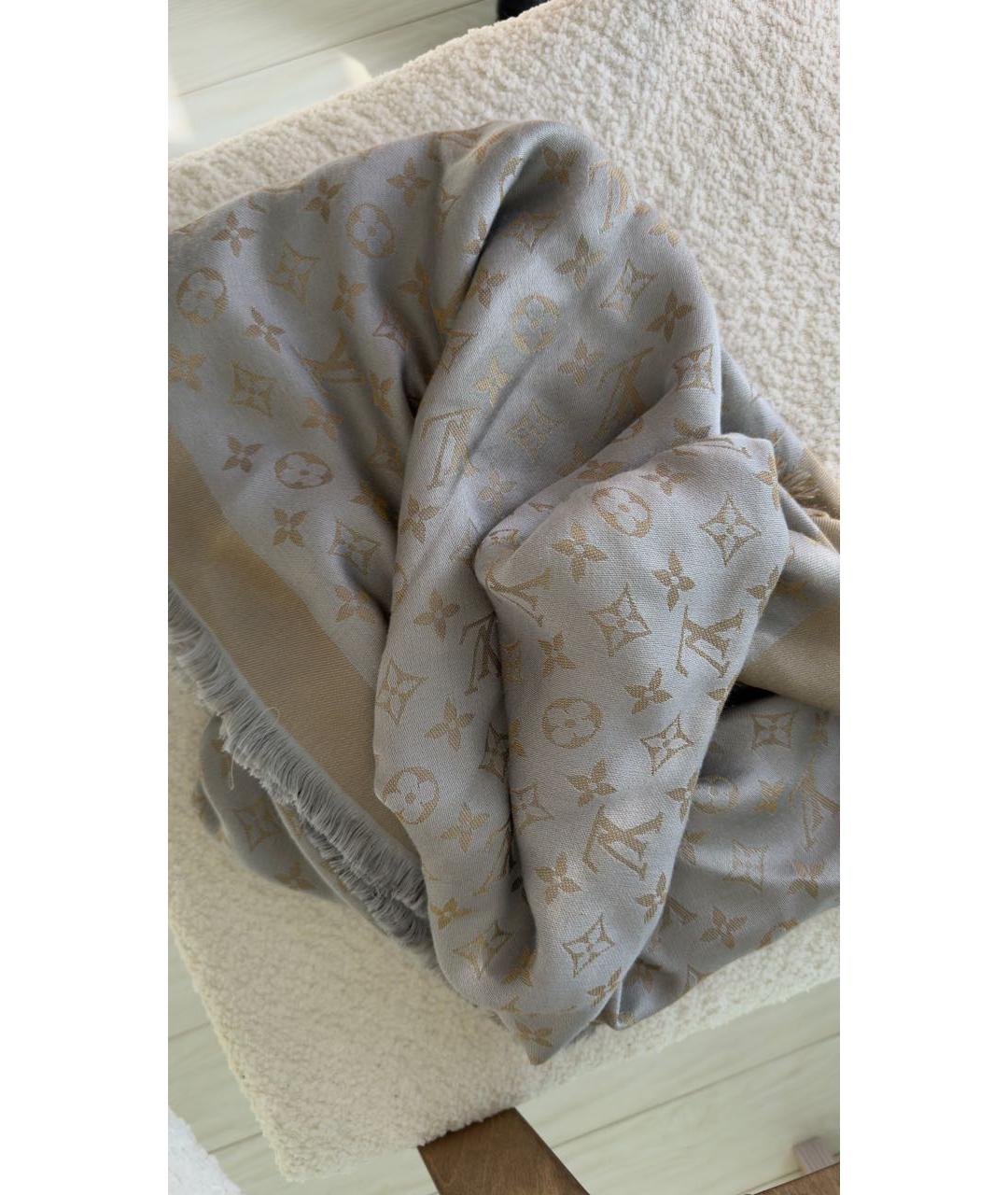 LOUIS VUITTON Серебрянный шелковый шарф, фото 2