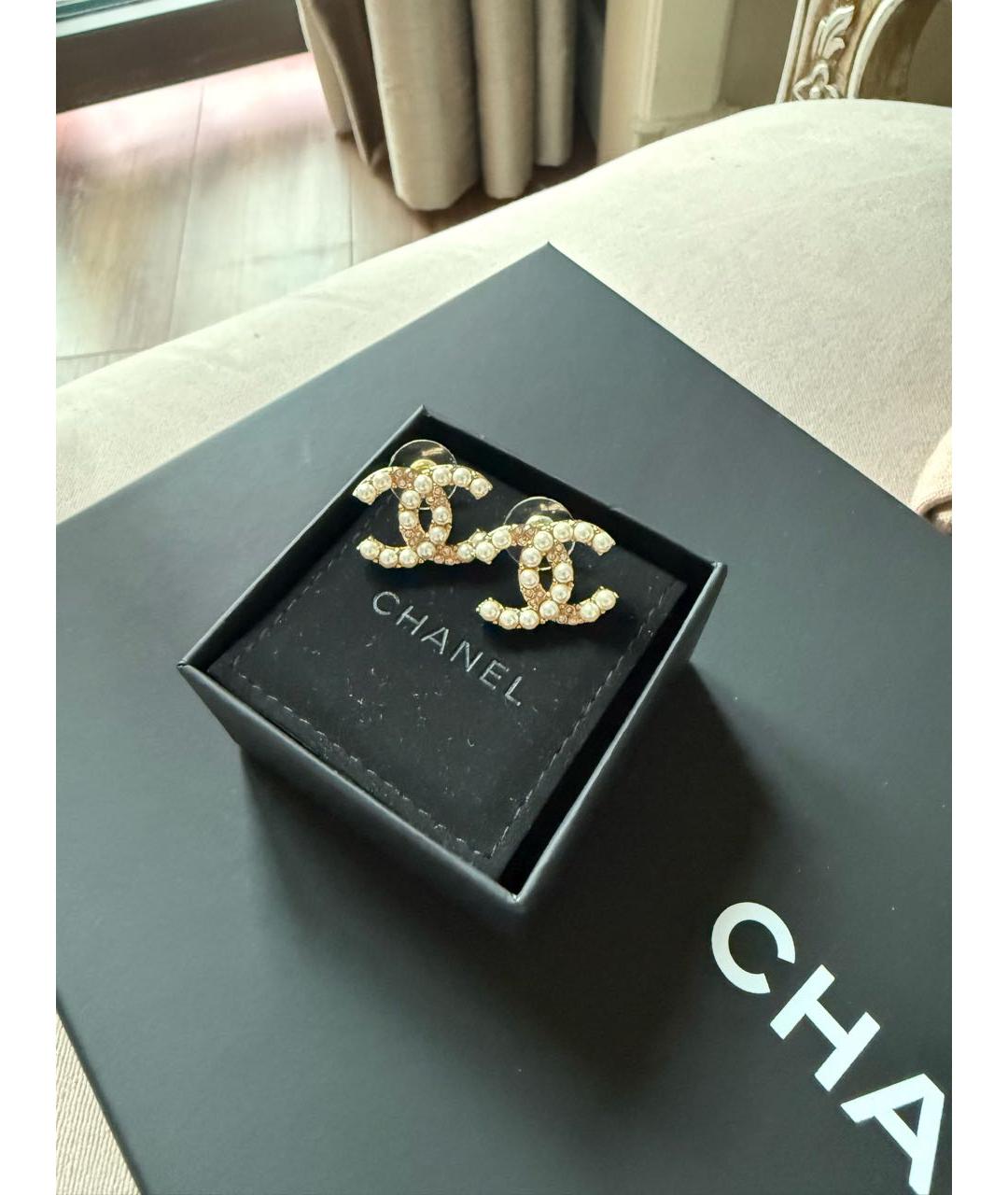 CHANEL Золотые металлические серьги, фото 2