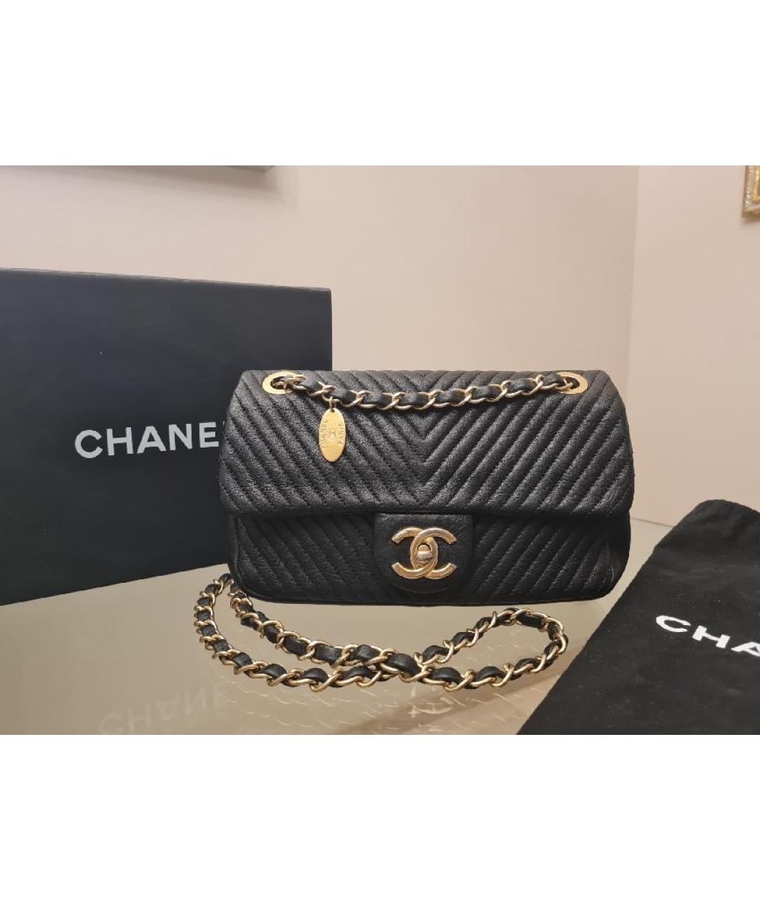 CHANEL Черная кожаная сумка через плечо, фото 2