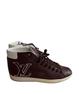 LOUIS VUITTON Высокие кроссовки / кеды