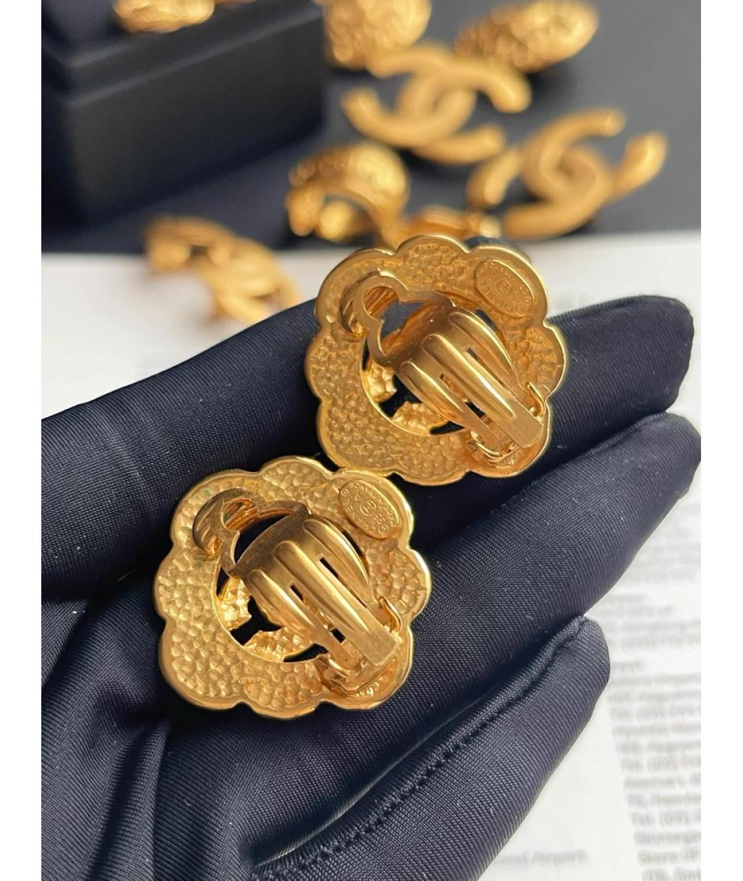 CHANEL Золотые металлические серьги, фото 4