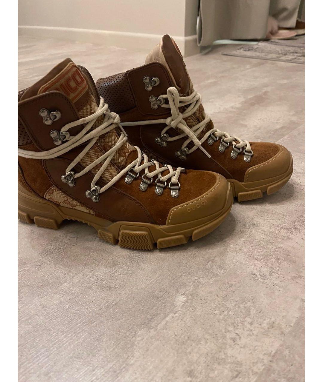 GUCCI Коричневые замшевые ботинки, фото 2