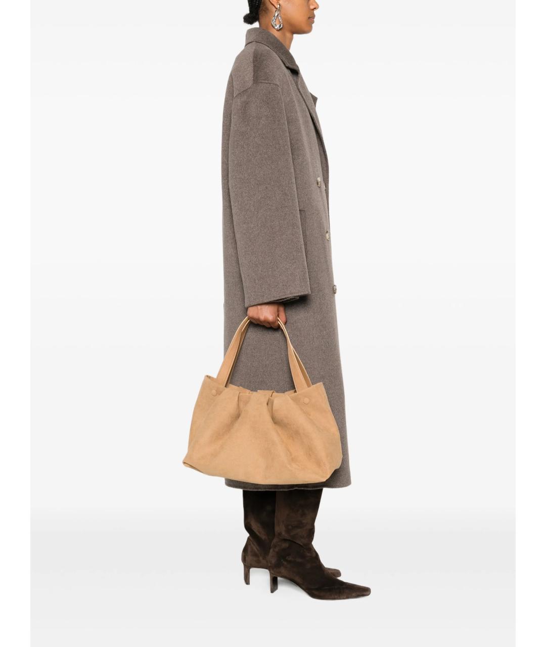 THEMOIRE Бежевая замшевая сумка тоут, фото 2