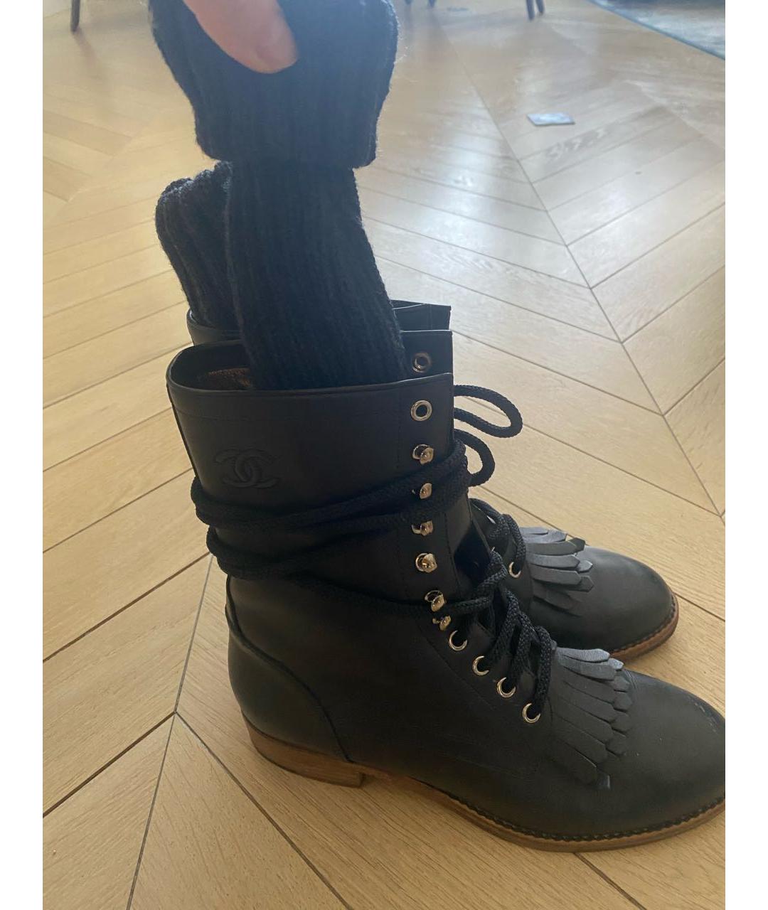 CHANEL Черные кожаные сапоги, фото 7