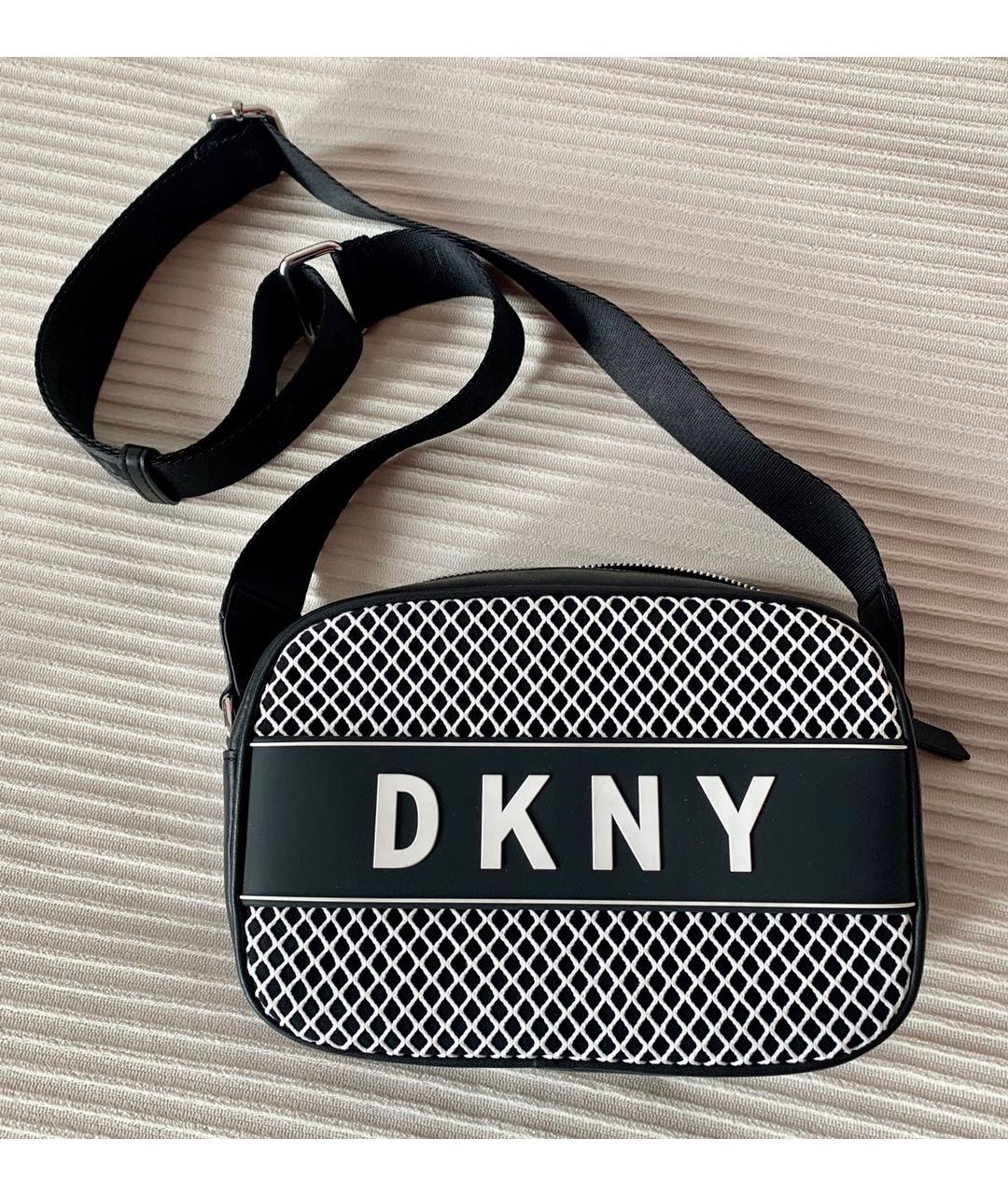 DKNY Черная кожаная сумка тоут, фото 3