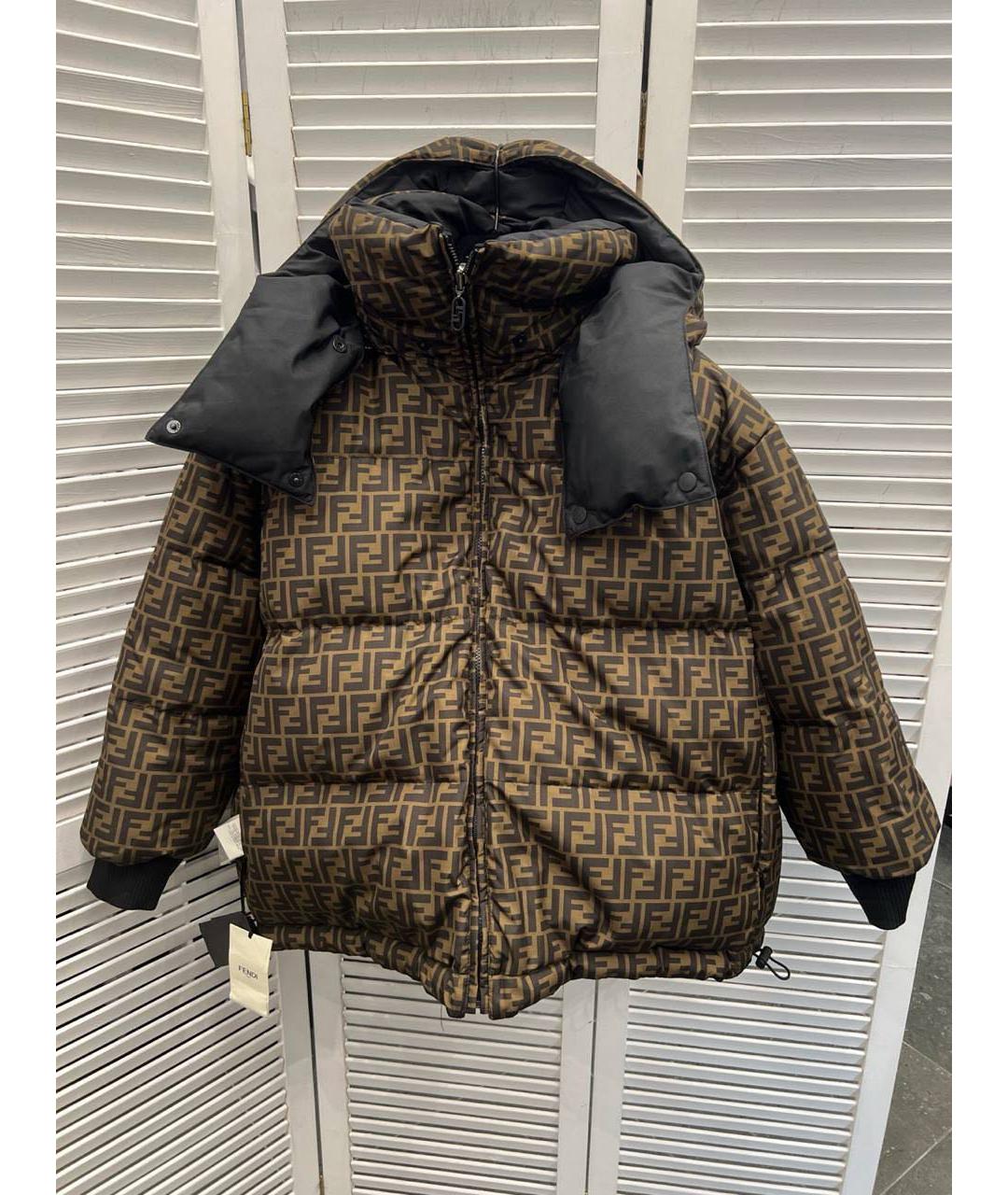 FENDI Черный пуховик, фото 3