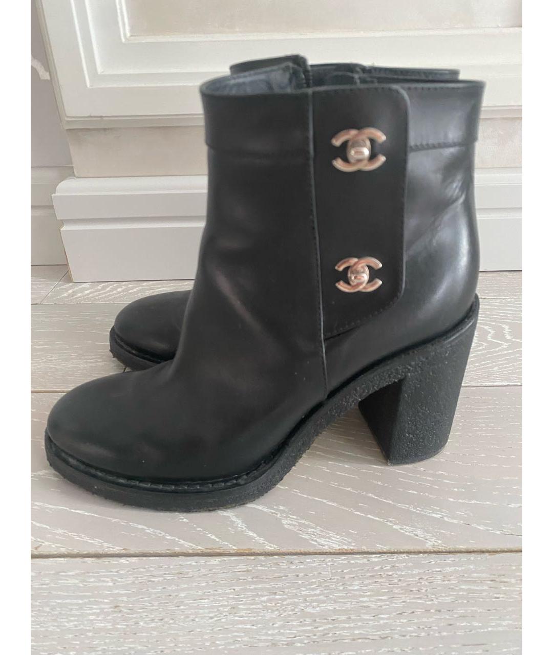 CHANEL Черные кожаные ботильоны, фото 4