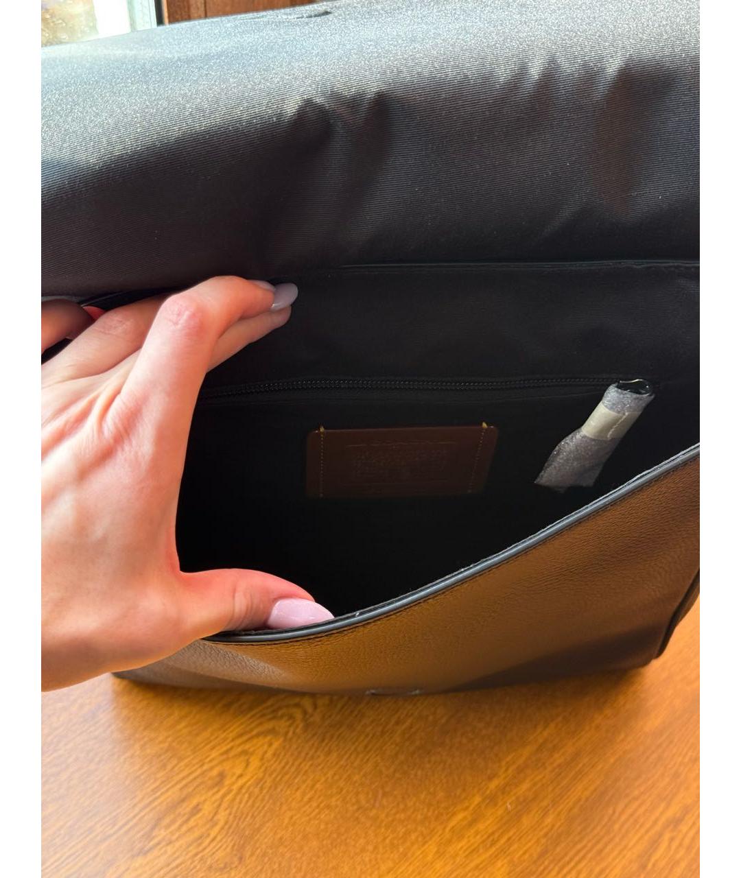 COACH Черная кожаная сумка на плечо, фото 4