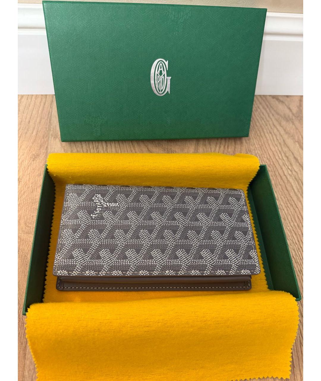 GOYARD Серый кожаный кошелек, фото 2