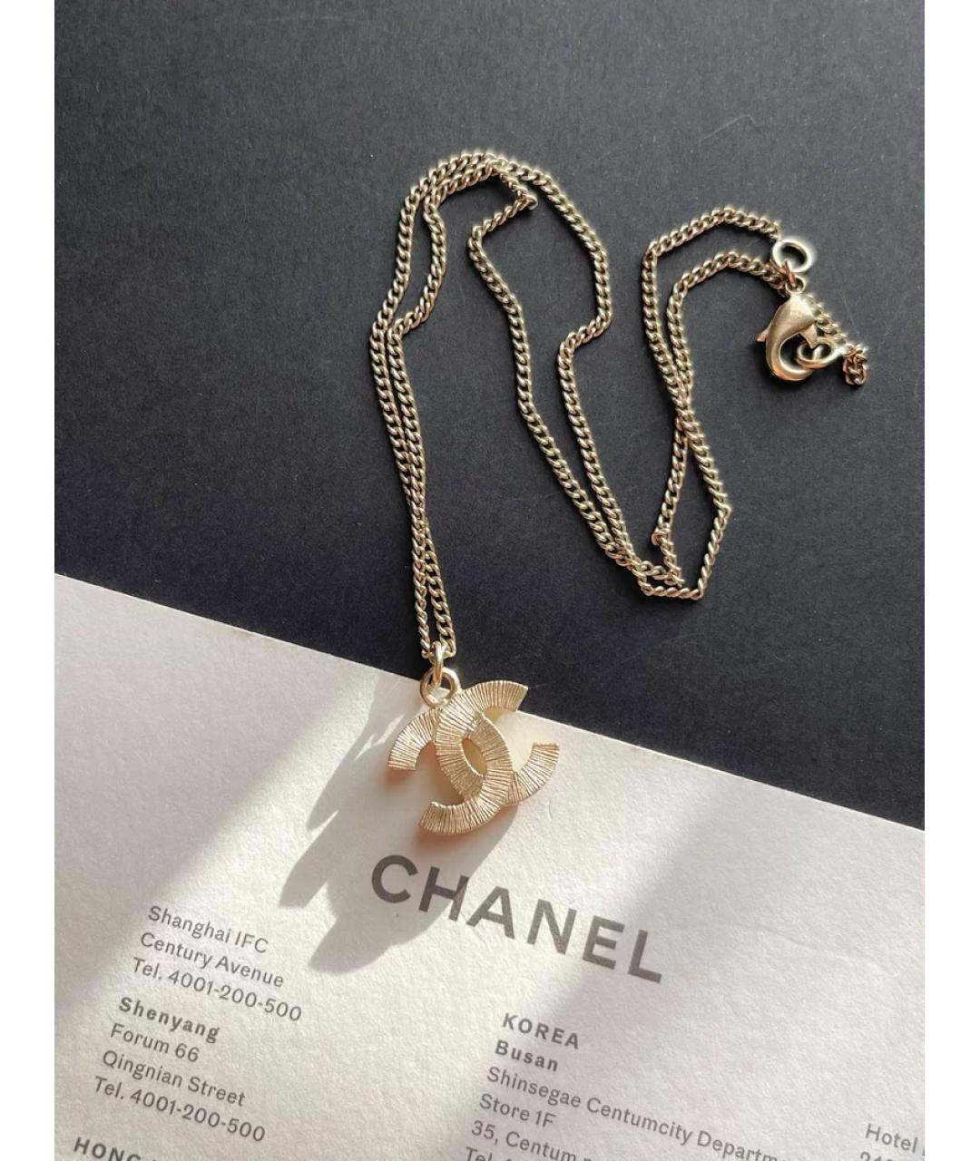 CHANEL Белая металлическая подвеска, фото 2