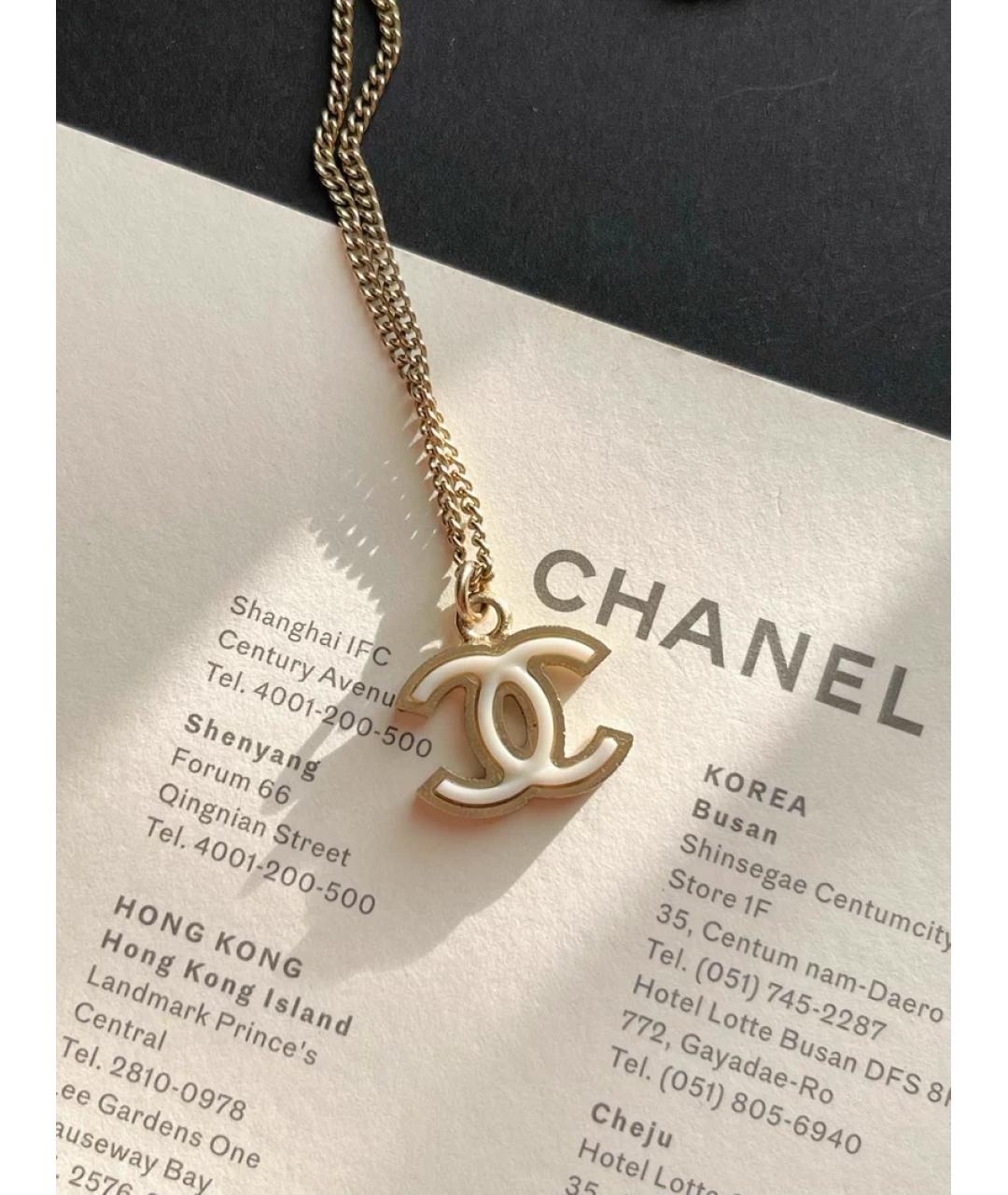 CHANEL Белая металлическая подвеска, фото 4