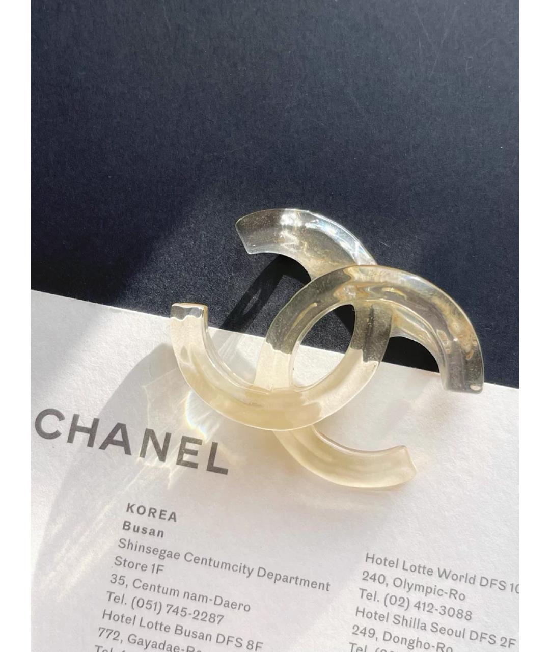 CHANEL Пластиковая булавка / брошь, фото 5