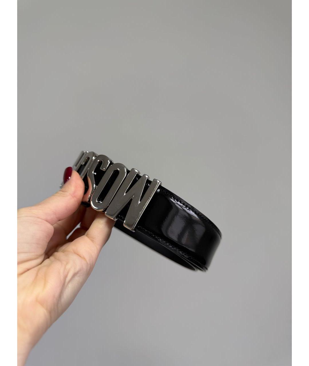 MOSCHINO Черный ремень из лакированной кожи, фото 2