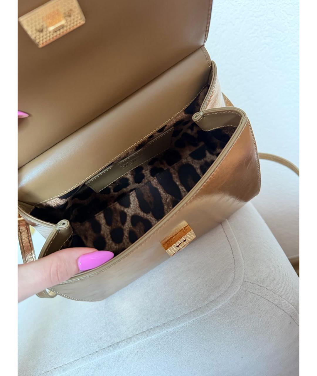 DOLCE&GABBANA Золотая кожаная сумка с короткими ручками, фото 4