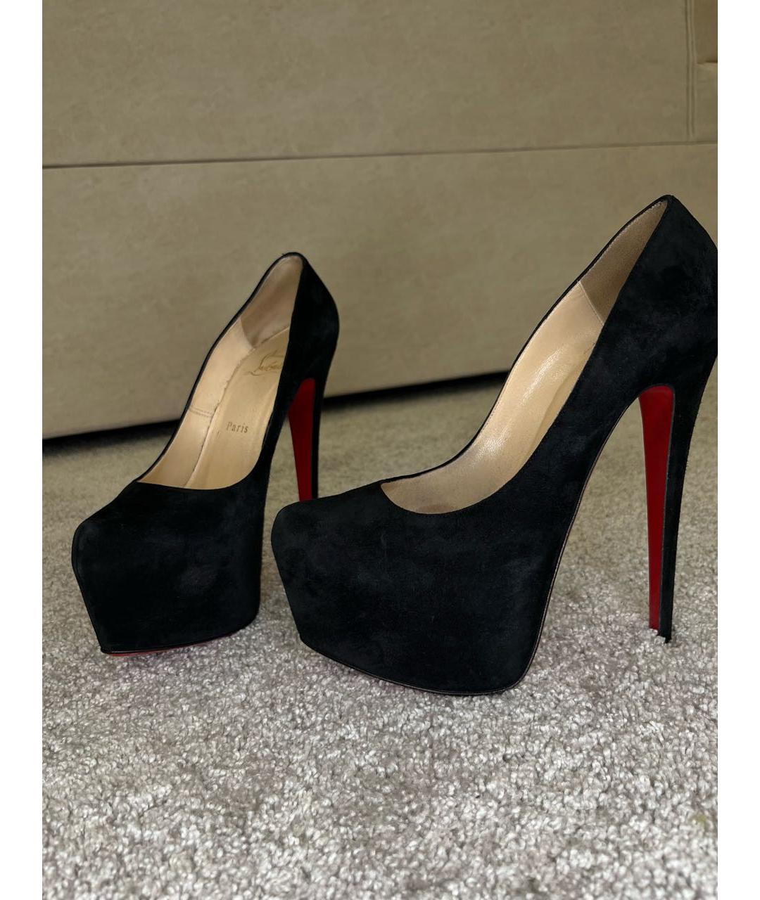 CHRISTIAN LOUBOUTIN Черные замшевые туфли, фото 2