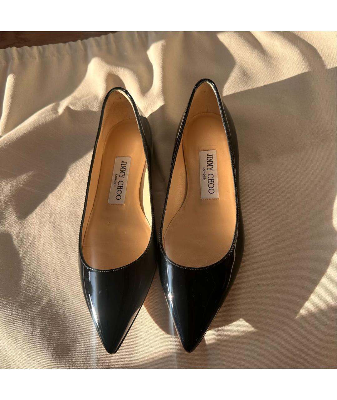 JIMMY CHOO Черные балетки из лакированной кожи, фото 2