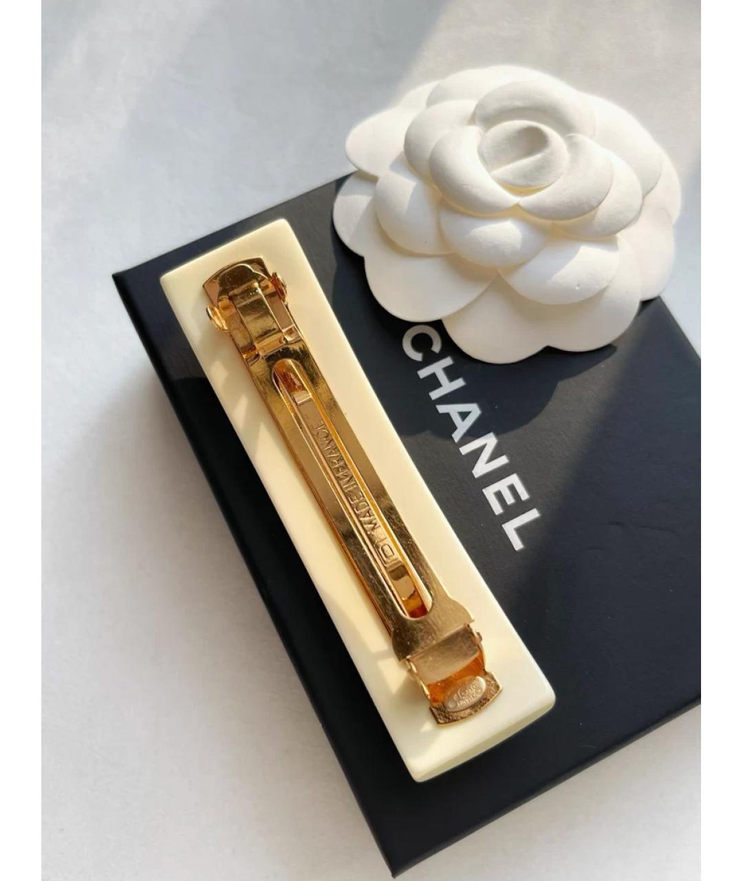 CHANEL Белая пластиковая булавка / брошь, фото 4