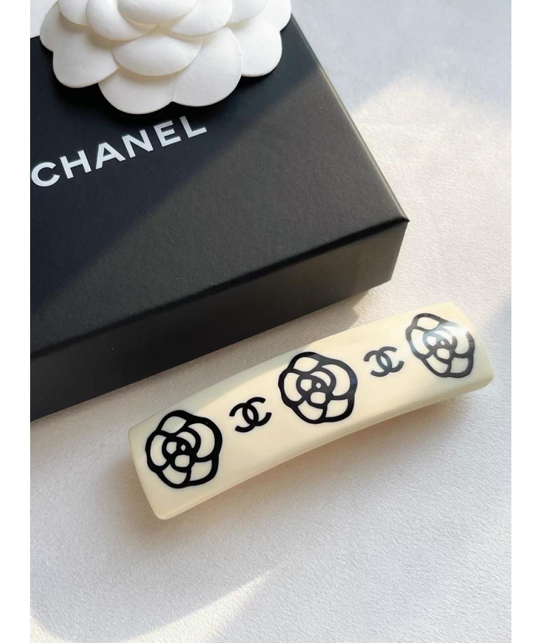 CHANEL Белая пластиковая булавка / брошь, фото 6