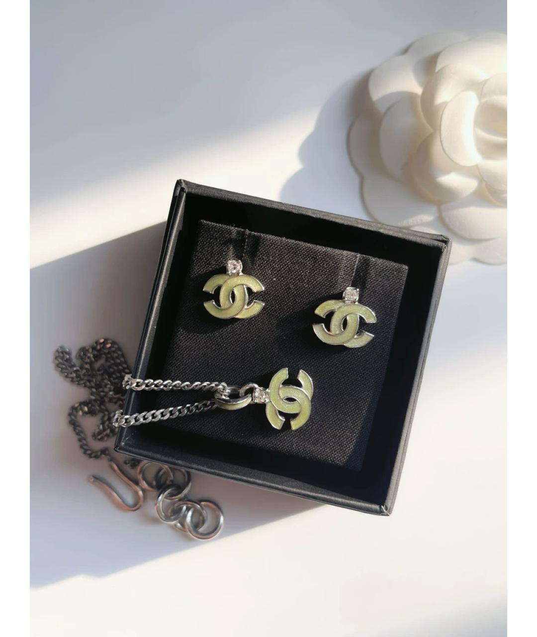 CHANEL Серебряные металлические серьги, фото 3