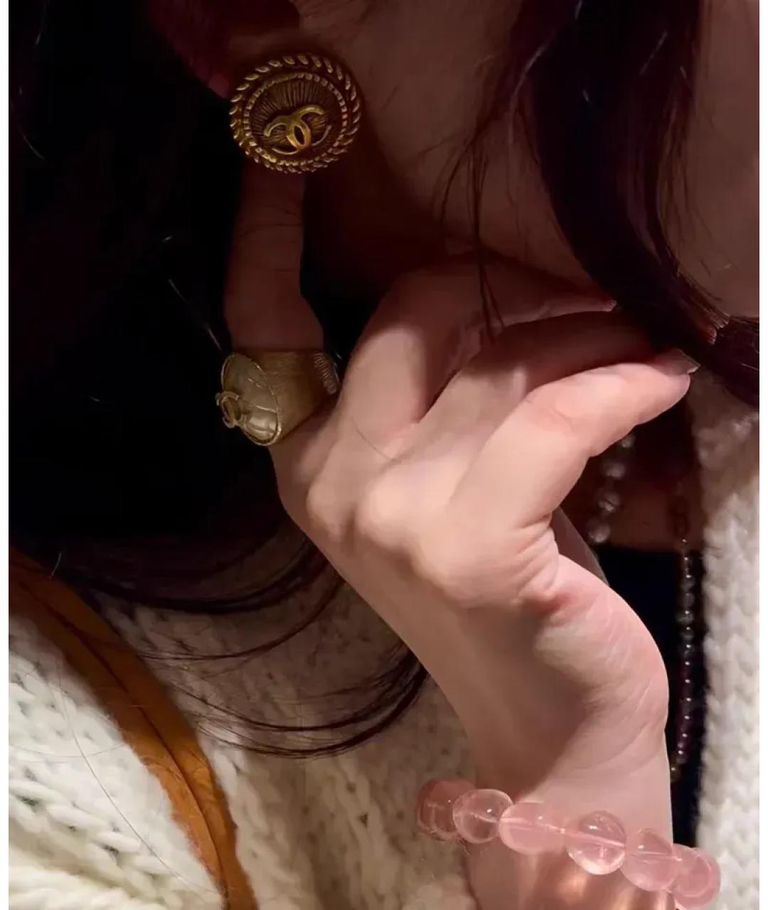 CHANEL Золотые металлические серьги, фото 3