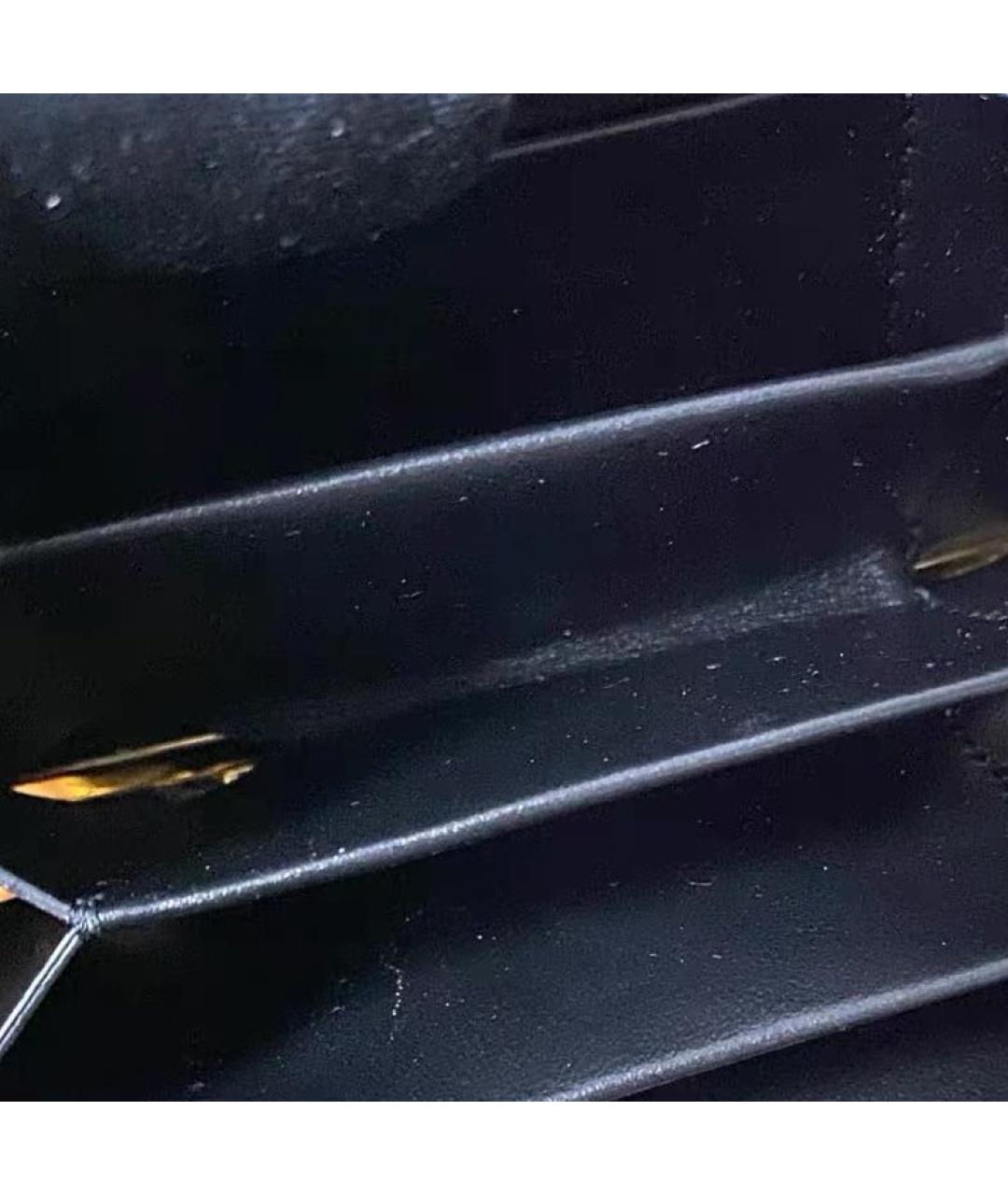 CHANEL Черная сумка через плечо из лакированной кожи, фото 8