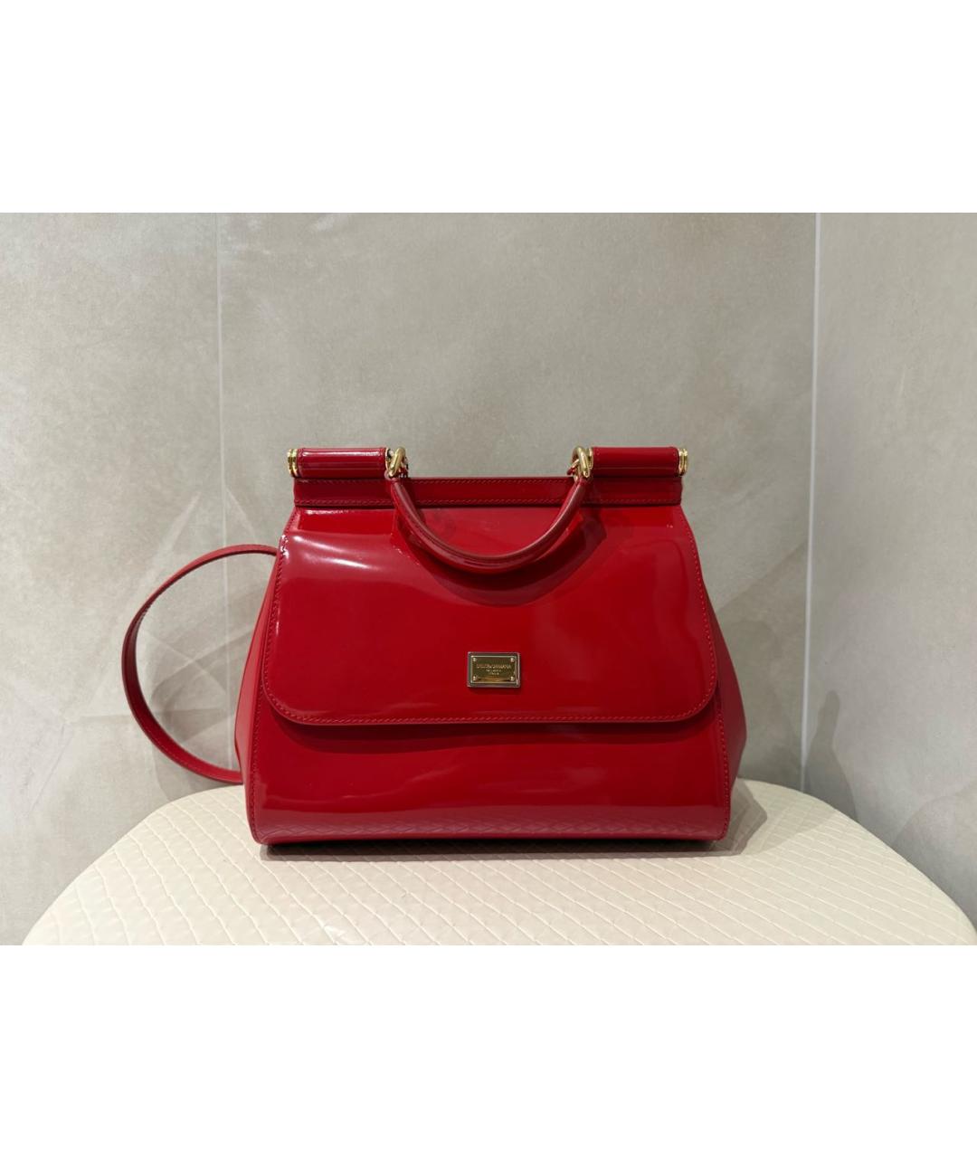 DOLCE&GABBANA Красная сумка с короткими ручками из лакированной кожи, фото 4