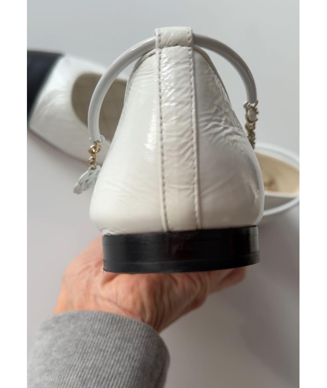 CHANEL Белые кожаные балетки, фото 5