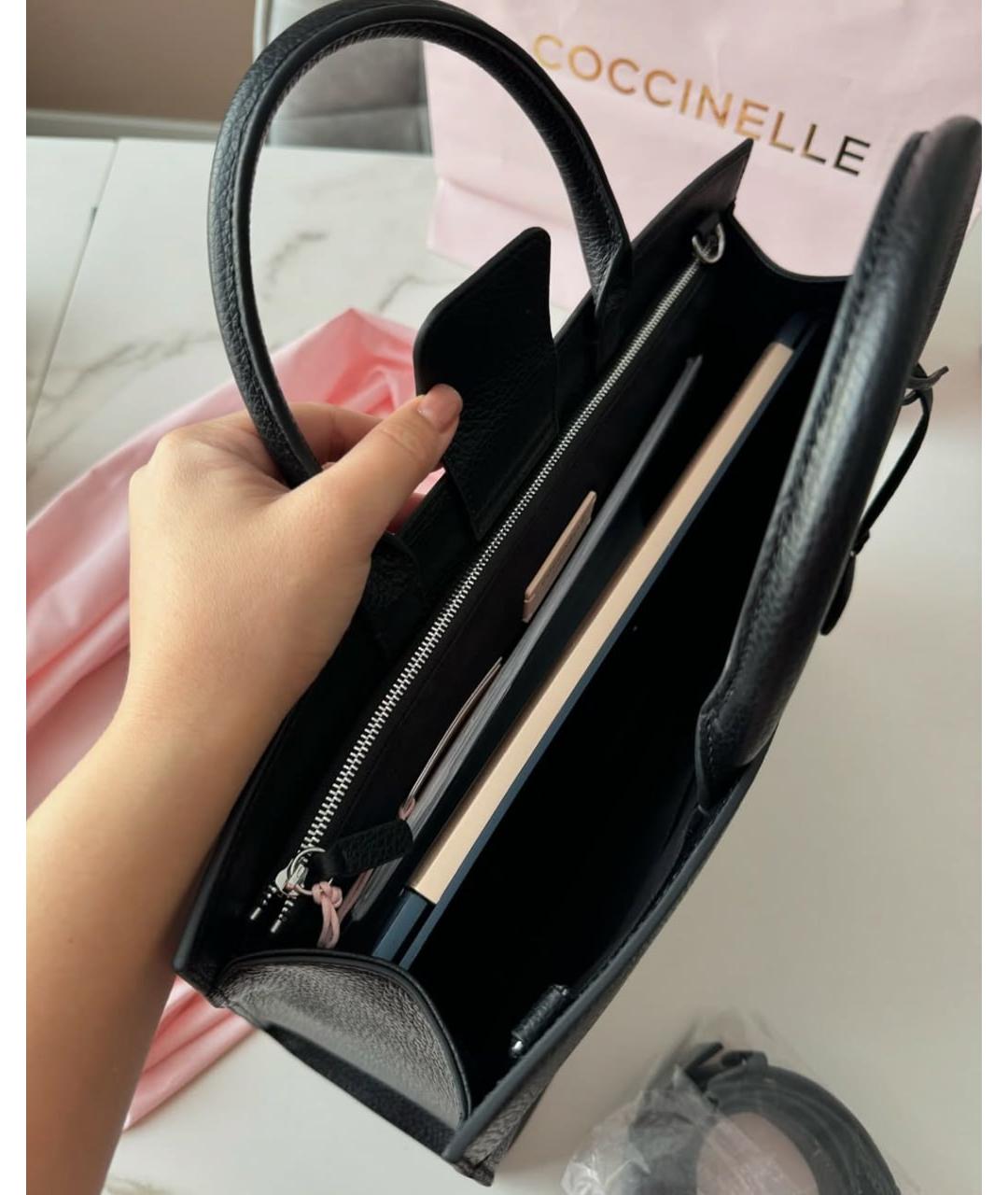 COCCINELLE Черная кожаная сумка с короткими ручками, фото 5